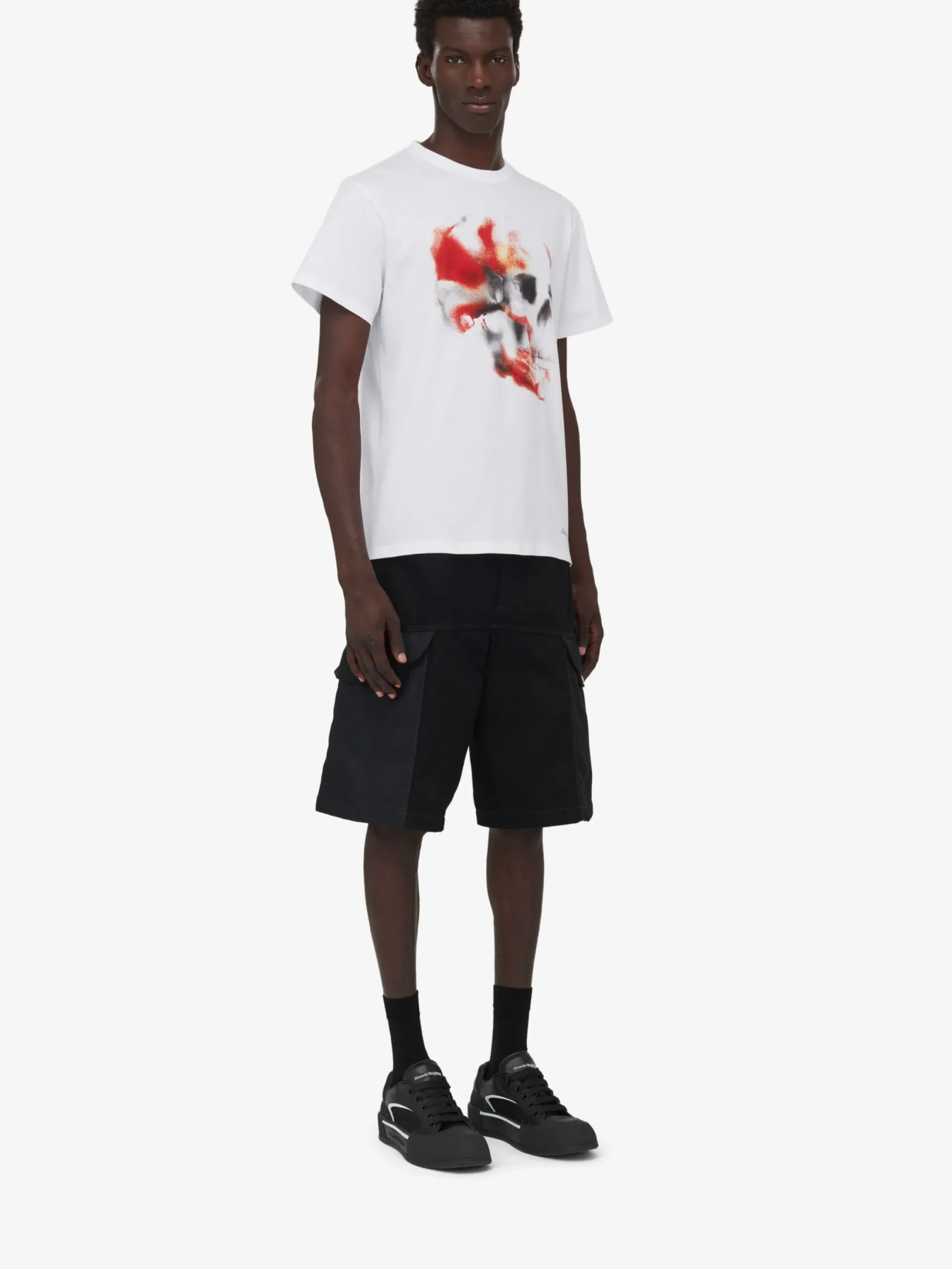 Shop Alexander McQueen Men's Obscured Skull T-shirt in White/Red/Black