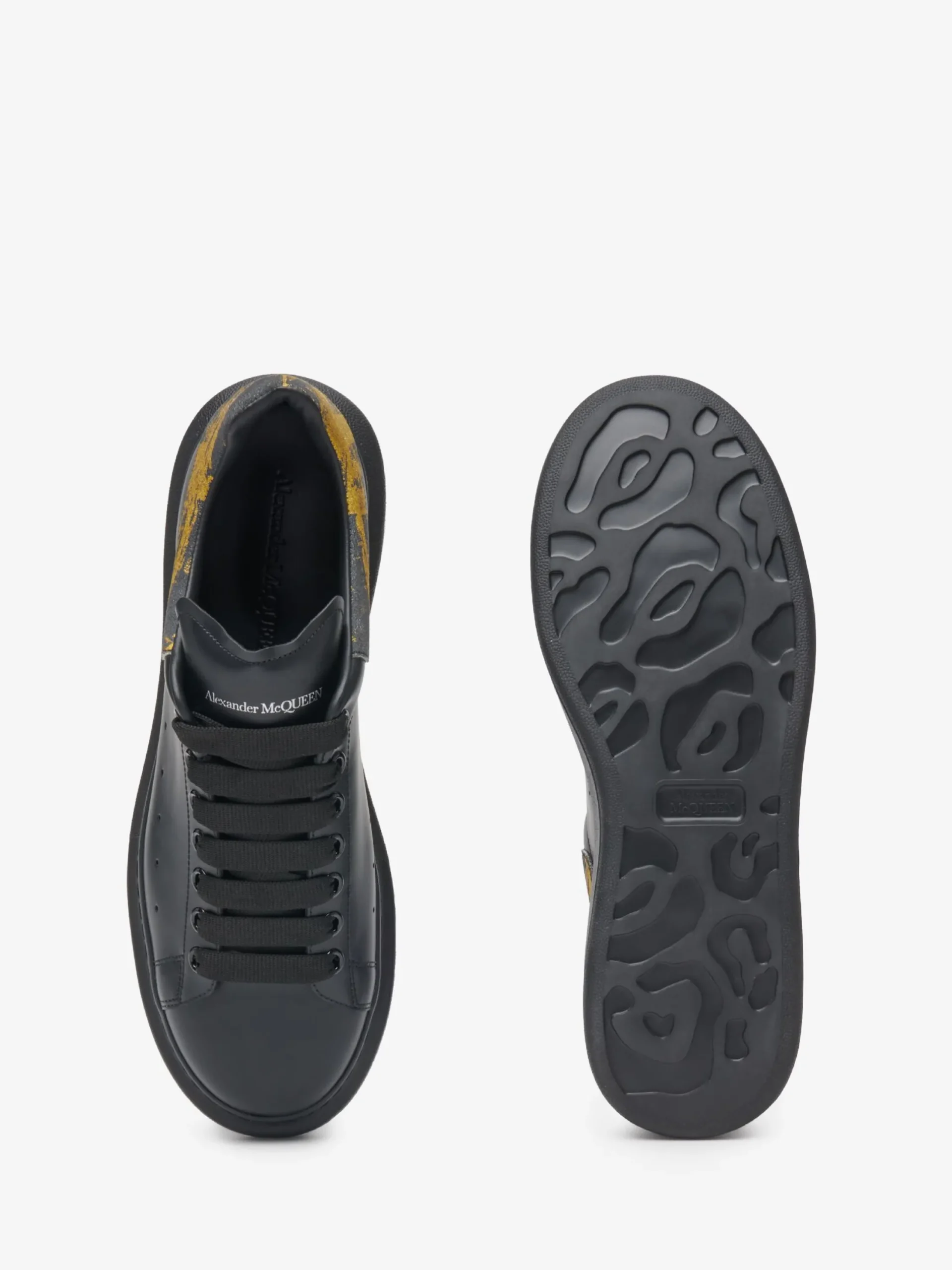 Sale Alexander McQueen Men's Oversized Sneaker in Black/ Gold