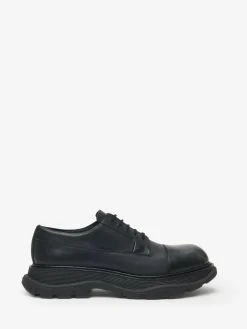 New Alexander McQueen Men's Tread Lace Up in Black