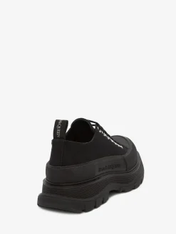 Outlet Alexander McQueen Men's Tread Slick Lace Up in Black