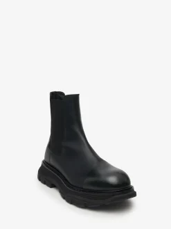 Best Sale Alexander McQueen Men's Wander Chelsea Boot in Black