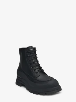 Outlet Alexander McQueen Men's Wander Lace Up Boot in Black