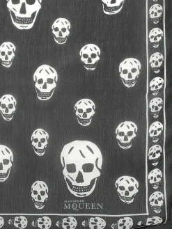 Hot Alexander McQueen Women's Classic Silk Skull Scarf in Black