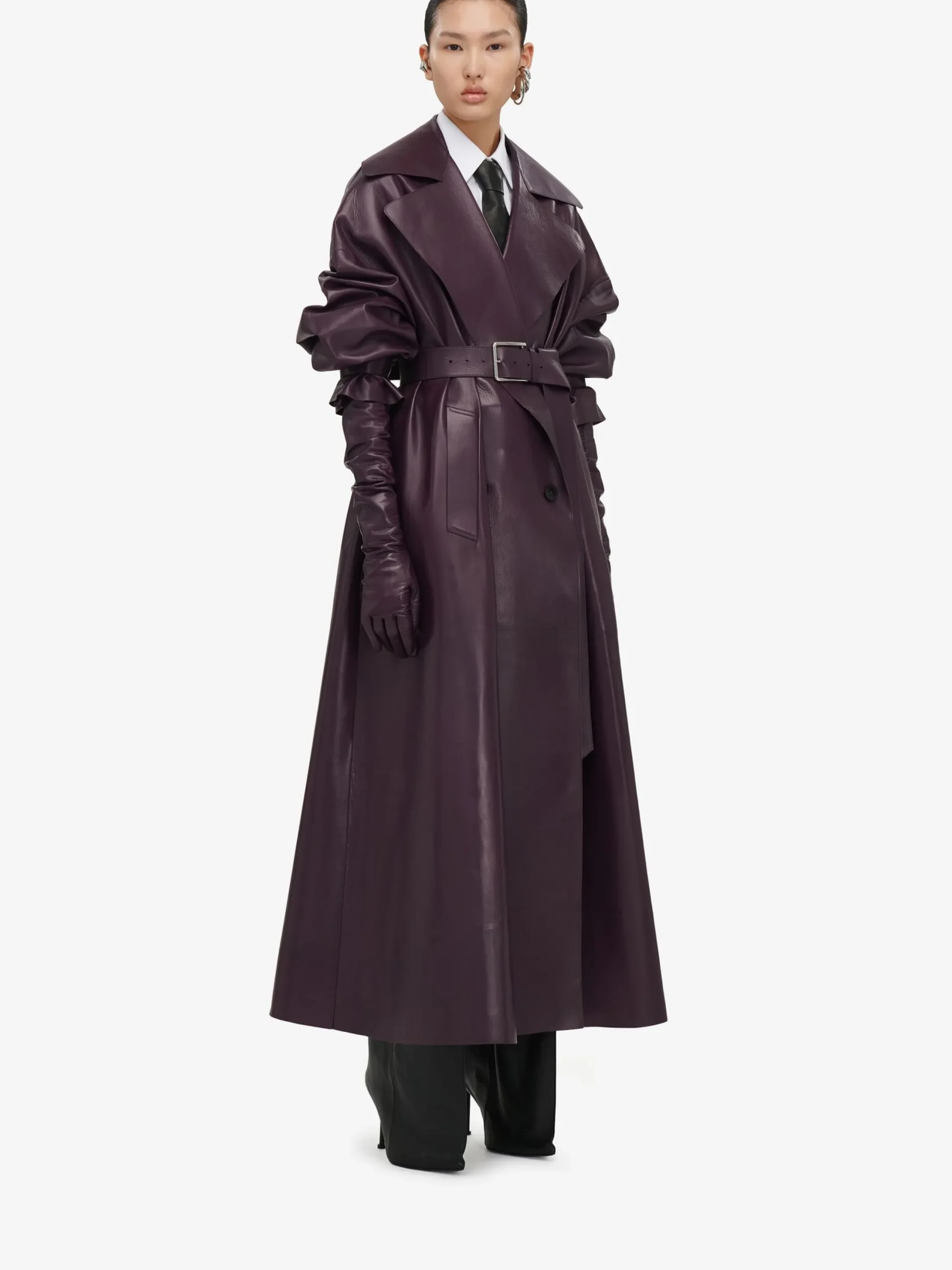 Shop Alexander McQueen Women's Cocoon Sleeve Leather Trench Coat in Night Shade