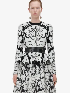 Fashion Alexander McQueen Women's Damask Jacquard Peplum Cardigan in Black/White