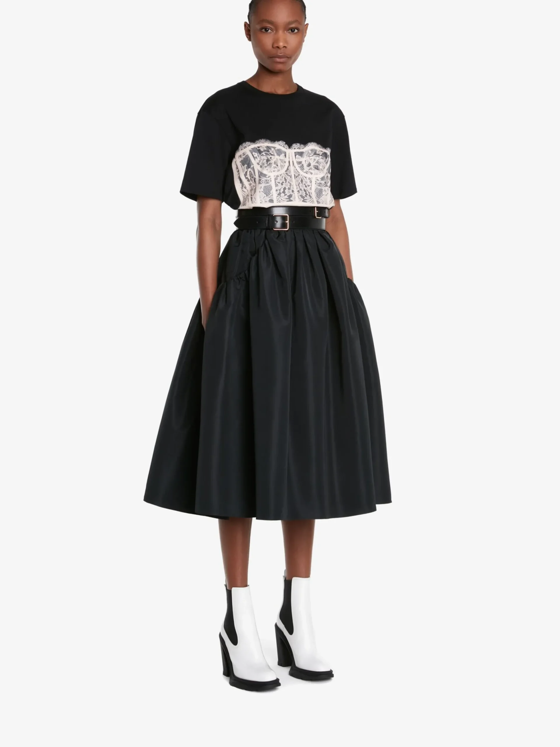 Fashion Alexander McQueen Women's Lace Corset T-shirt in Black