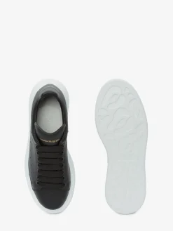 Sale Alexander McQueen Women's Oversized Sneaker in Black