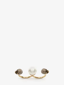 Store Alexander McQueen Women's Pearl Skull Double Ring in Antique Gold