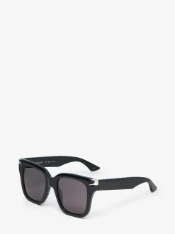Fashion Alexander McQueen Women's Punk Rivet Oversize Sunglasses in Black/Smoke