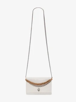 Store Alexander McQueen Women's Small Skull Bag With Chain in Ivory