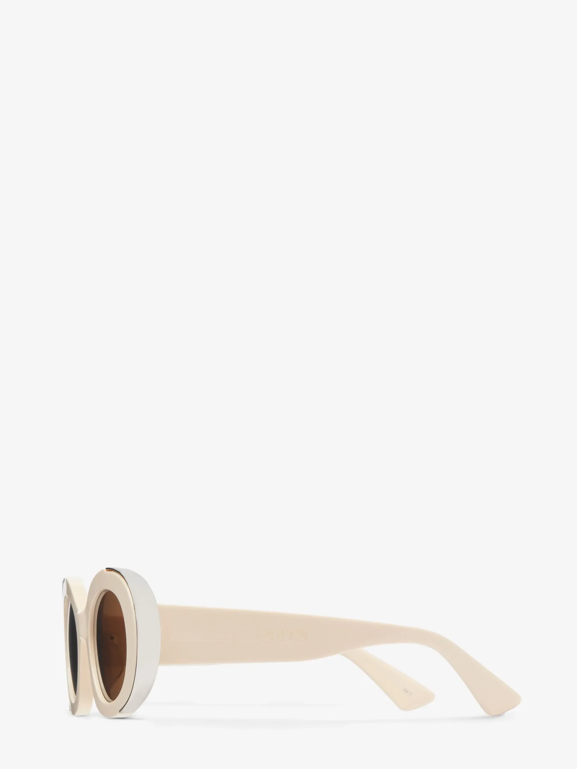 Store Alexander McQueen Women's The Grip Oval Sunglasses in Ivory/Brown