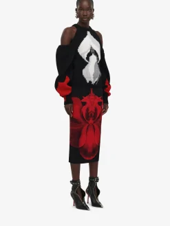 Shop Alexander McQueen Women's Upside-down Orchid Jumper in Black/Red/Grey